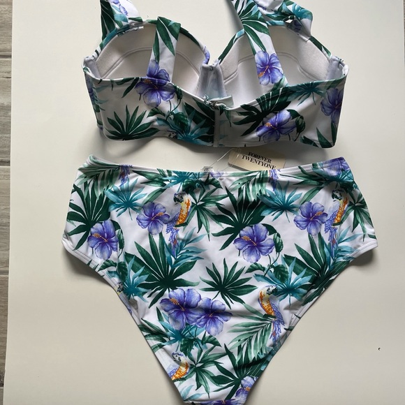 🆕Two piece Tropical swimsuit, top L, bottom XL - Picture 3 of 15